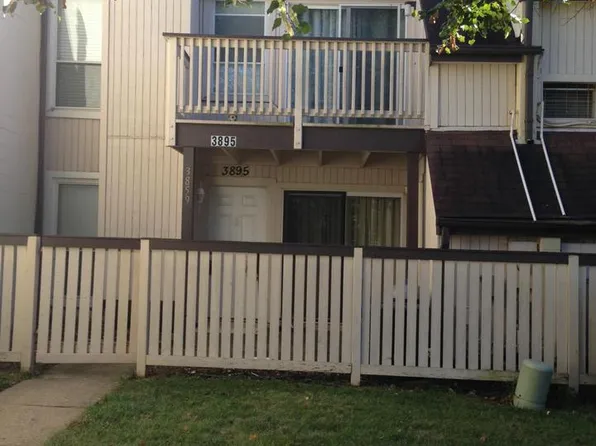 3895 El Camino Pl, Alexandria, VA 22309