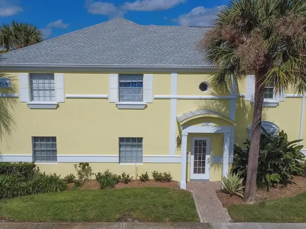 237 Seahorse Dr SE Unit H, Saint Petersburg, FL 33705