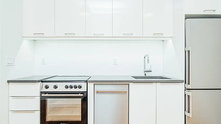Rented by Nooklyn NYC LLC | media 7