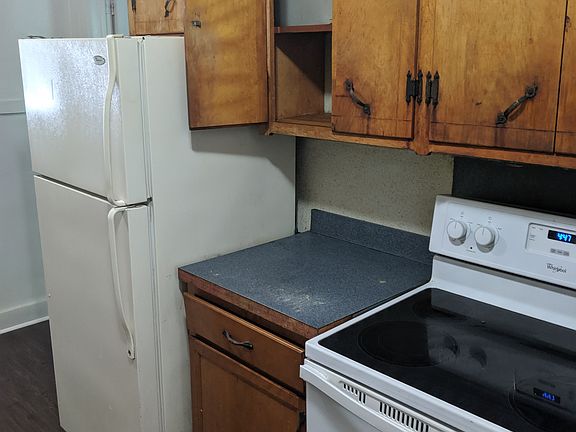 5th image of 2671 Oregon Ave