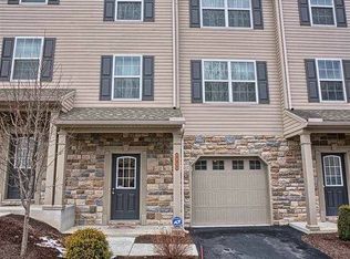 434 Galleon Dr, Mechanicsburg, PA 17050