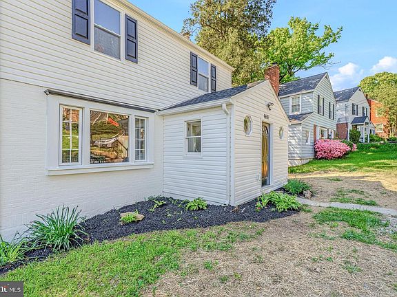 2nd image of 6681 Loch Hill Rd