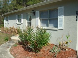 8521 N Pine Needle Ter, Crystal River, FL 34428