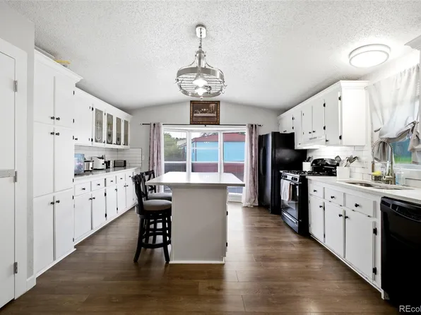 2551 W 92nd Avenue, Denver, CO 80260