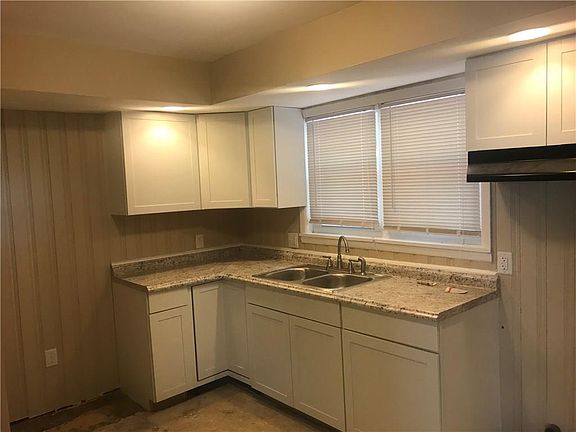 4th image of 4001 Wallace Ave