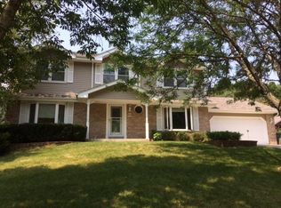 W324S7135 Squire Ln, Mukwonago, WI 53149