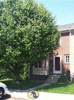 3 BR EOG 2 full, 1 1/2 bath