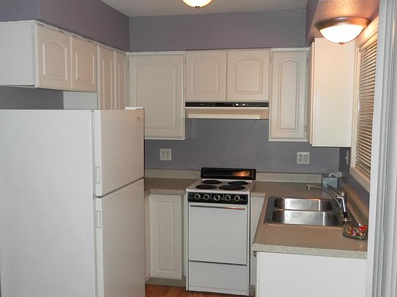 5th image of 2706 NE 110th Ave