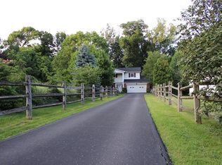 10878 Deerfield Rd, Cincinnati, OH 45242