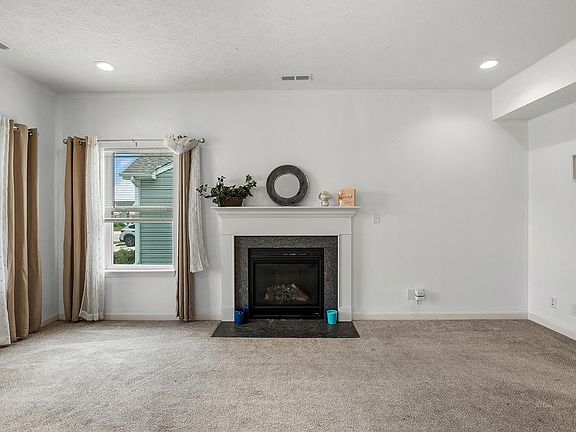 4th image of 4734 Langhorn Trl