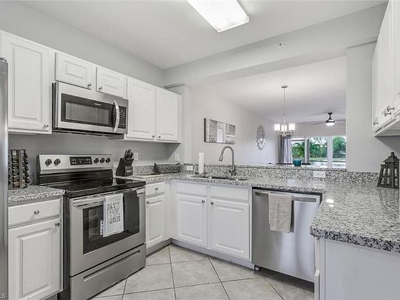 5th image of 10000 Maddox Ln APT 225