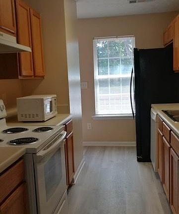 4th image of 1703 Cannonball Ct