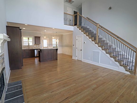 3rd image of 847 Bloomdale Trce