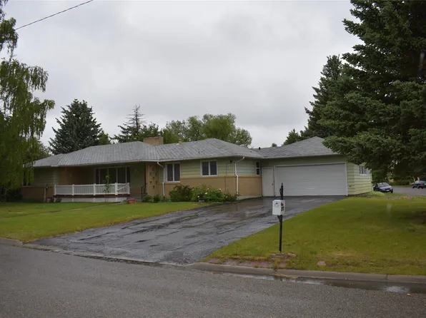 306 S Kansas St, Conrad, MT 59425