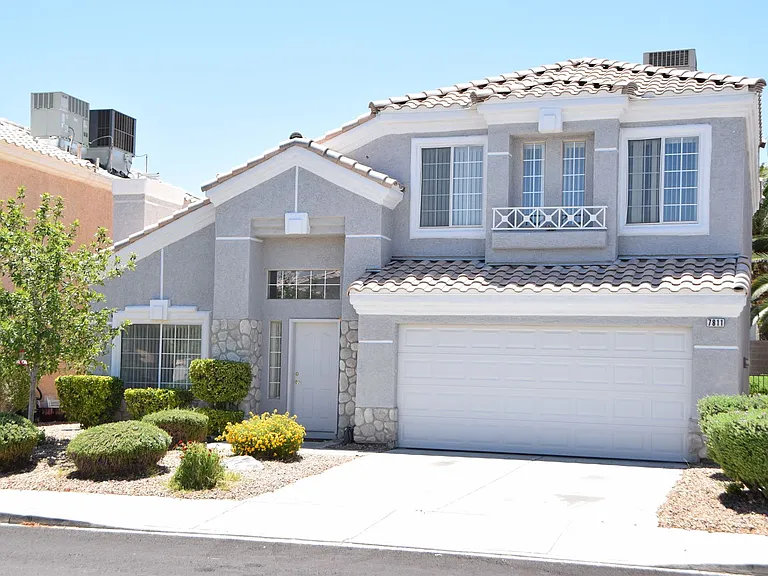 7811 Howard Dade Ave — Photo 2