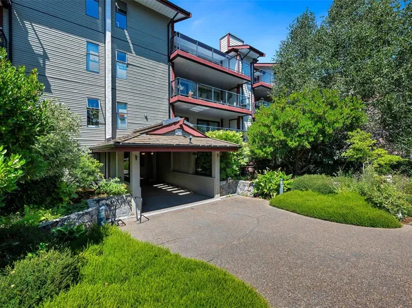 420 Parry St #204, Victoria, BC V8V 2H7
