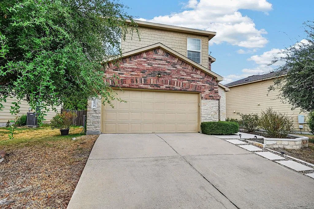 3 bed, 2.5 bath, 1652 sqft, $2,095 — Photo 3