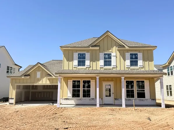 225 Cochin Dr, Statham, GA 30666