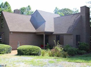 1019 Amber Ridge Rd, Charlottesville, VA 22901