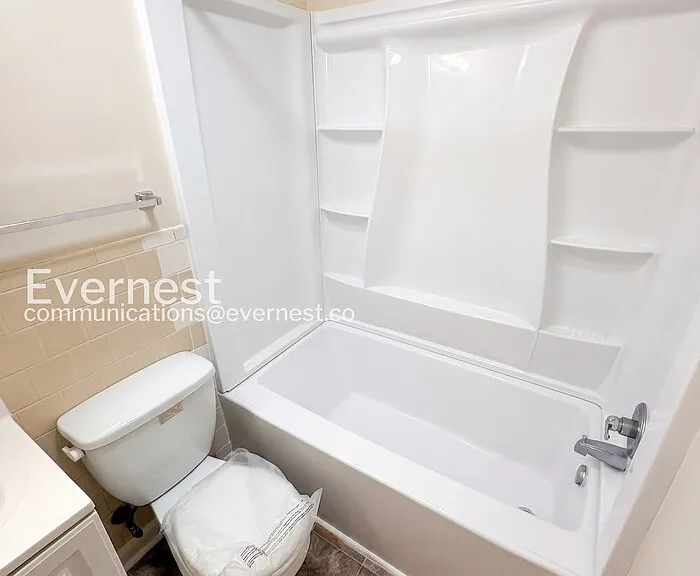 117A Newcastle Dr — Photo 5