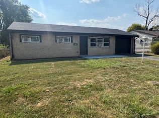 1608 Parklane Dr, Cahokia, IL 62206