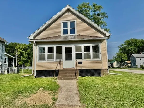 216 Clinton St, Muscatine, IA 52761