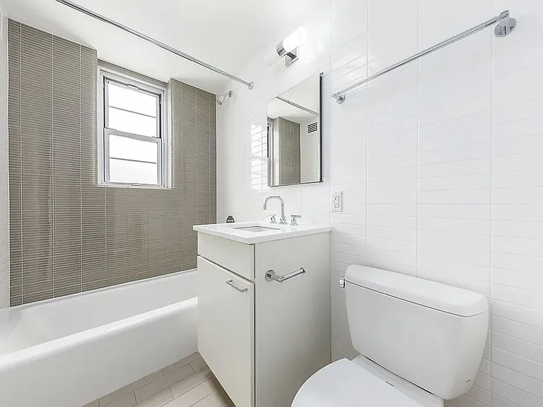 245 E 80th St #10BC — Photo 6