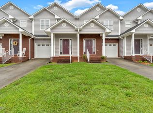 200 Deck Ln UNIT 802, Blountville, TN 37617
