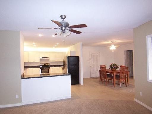 2nd image of 102 GARDENVIEW DR