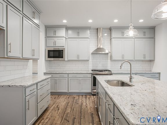 6th image of this home
