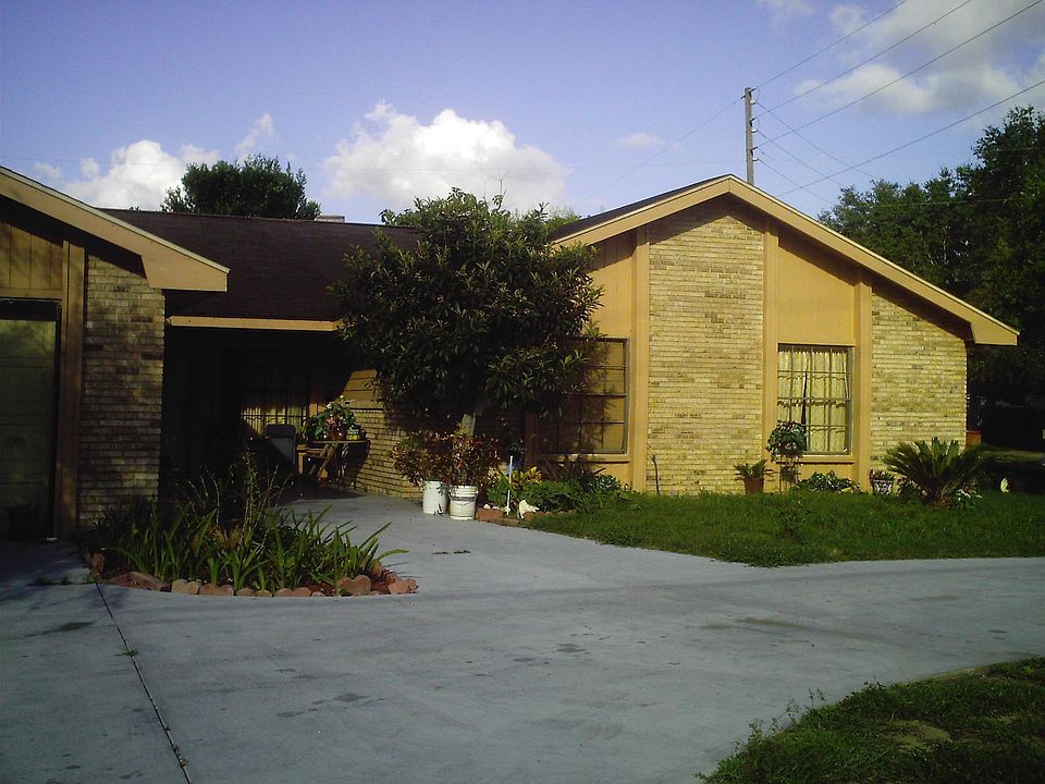 1st image of 934 E Normandy Blvd