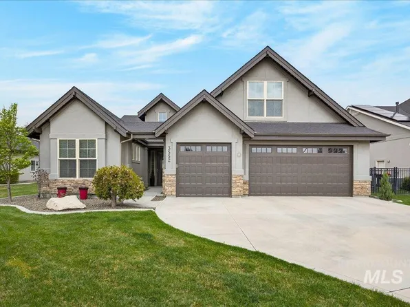 3552 W Star Hollow Dr, Meridian, ID 83646