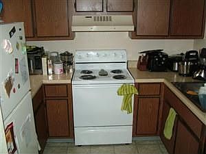 2nd image of 2840 E Kathleen Rd APT 101