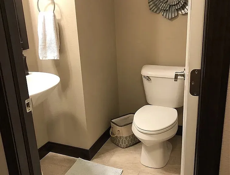 350 Clark Dr #1-3 — Photo 6