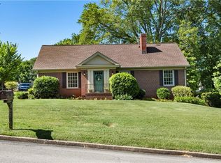 512 Williamsburg Dr, Dalton, GA 30720