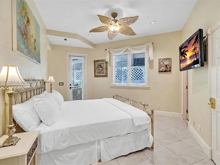 625 Poinciana Dr — Photo 35