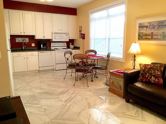 Kitchen from Familyroom