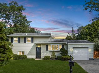 959 Hazelwood Rd, Toms River, NJ 08753