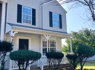 15248 Cloverdale Rd, Woodbridge, VA 22193