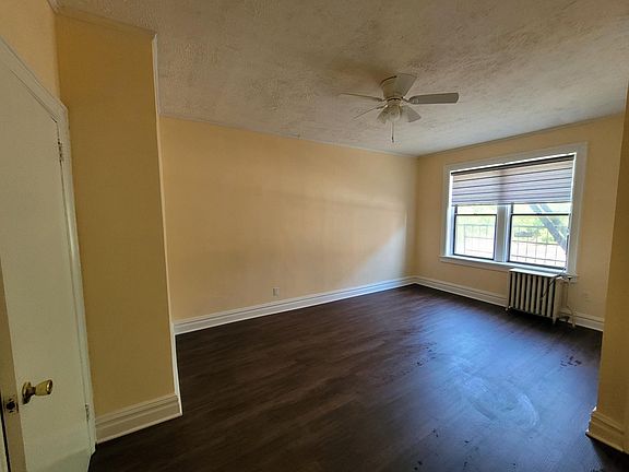 5th image of 821 Bergen Ave APT B6