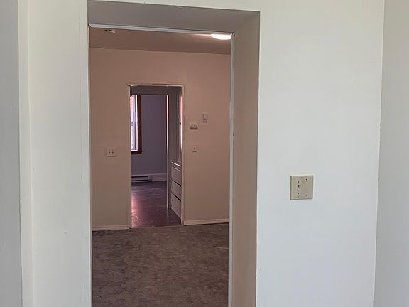 4th image of 36 Park Ave #B