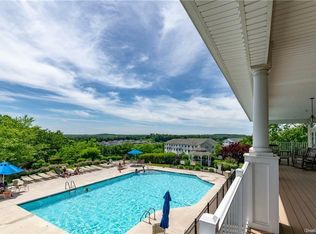 1507 Hawthorn Way, New Windsor, NY 12553