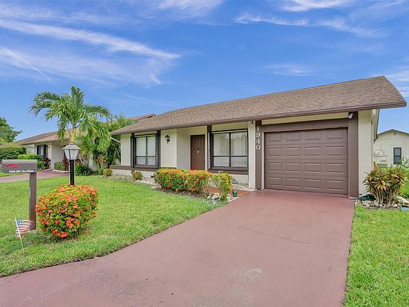 3rd image of 1940 SW 15th Place