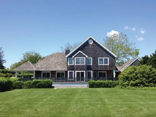 https://photos.zillowstatic.com/fp/84c72b5f0dc85dce79692893cd568ca5-p_e.webp