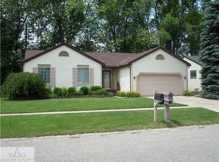 405 Bronco Way, Lansing, MI 48917