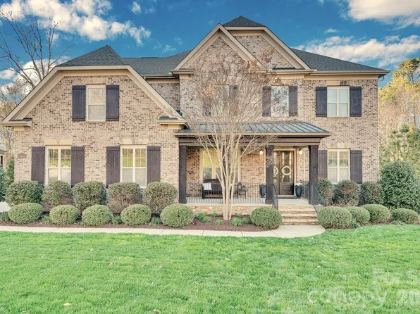 13404 Long Common Pkwy, Huntersville, NC 28078