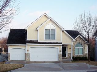 7637 Constance St, Lenexa, KS 66216