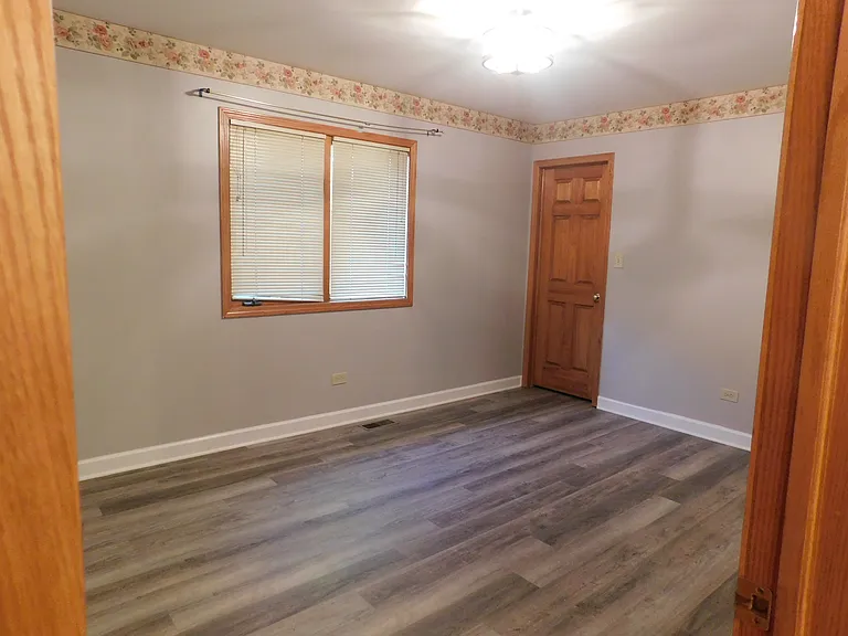 16501 Nottingham Ct — Photo 9