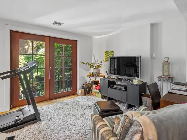 3 Belgravia Pl, Boston, MA 02113