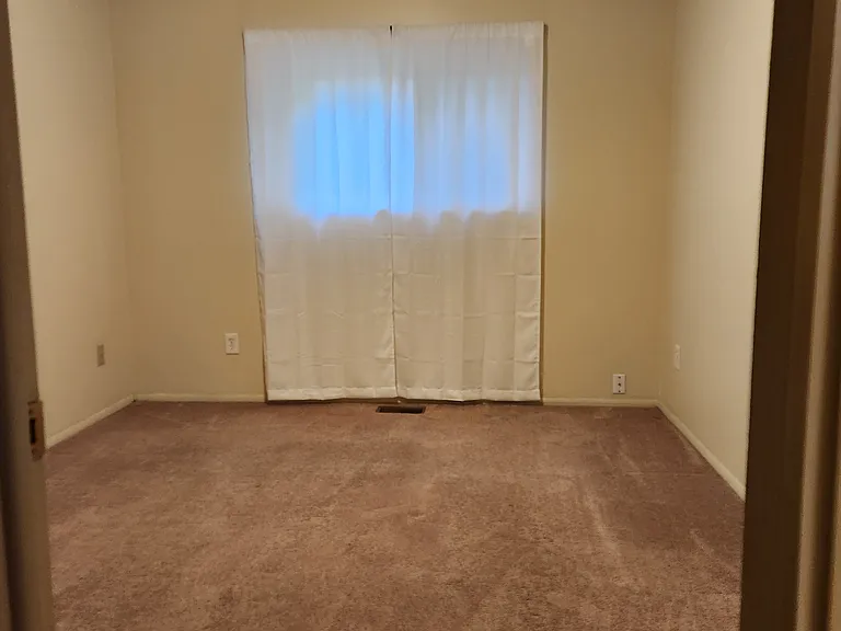 455 Colonial Dr #2 — Photo 8